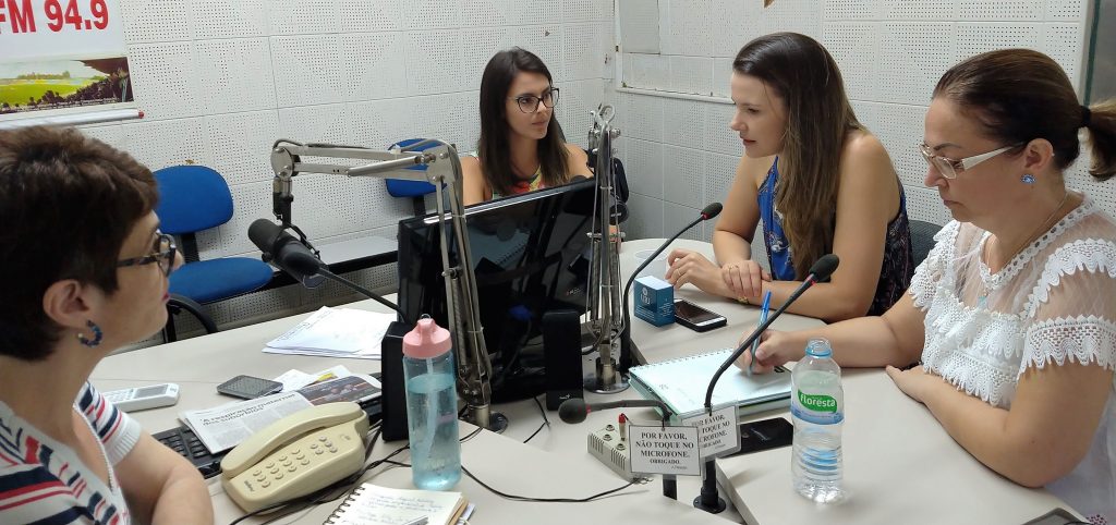 Estreia do Papo de Mulher, na Difusão AM 650, recebe a Delegada responsável pela Delegacia Especializada no Atendimento à Mulher | Crédito: Luís Henrique Moretto