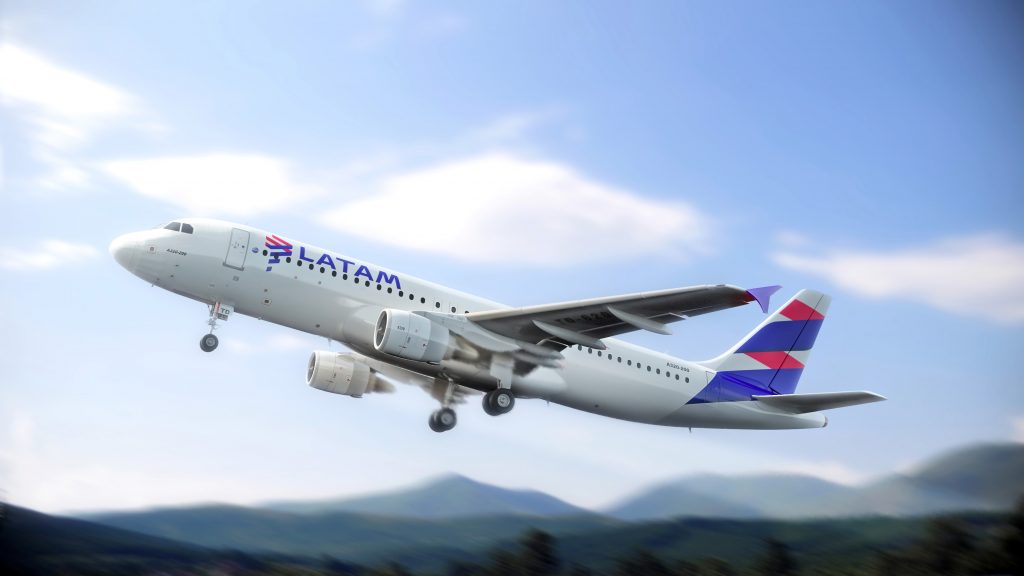 A nova rota é operada em aeronaves Airbus A320, com capacidade para 174 passageiros | Crédito: LATAM/Divulgação