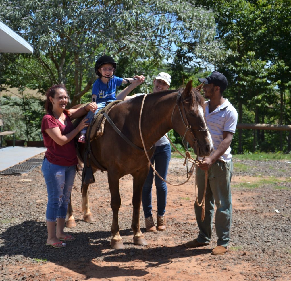 Patronato São José desenvolve trabalho de equoterapia em Erechim | Foto: Maria Lucia Carraro Smaniotto