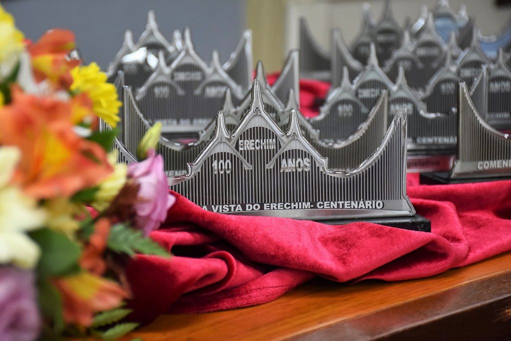 Troféu da Comenda Boa Vista do Erechim | Foto: Giulianno Olivar/CME