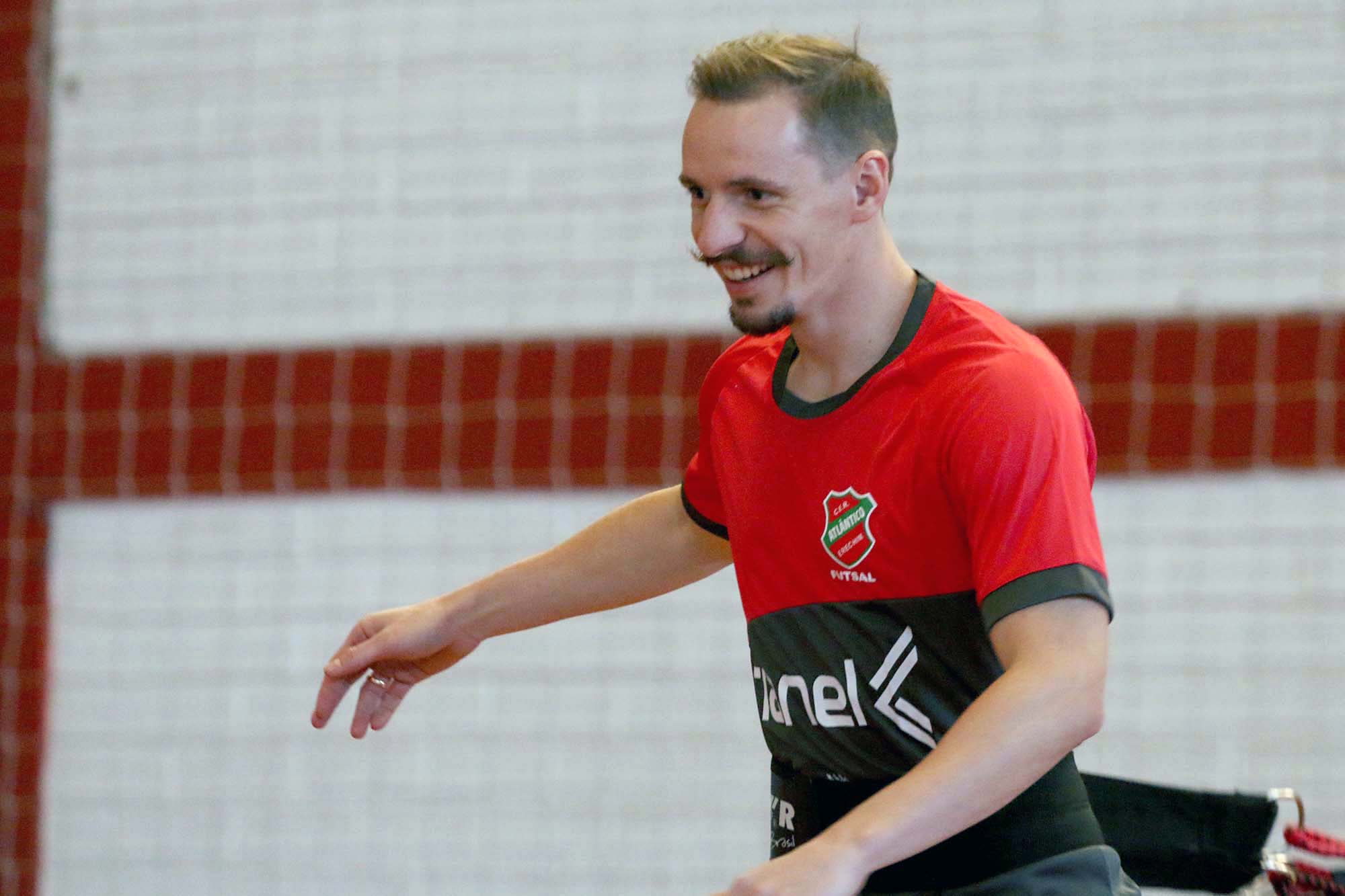 Ala Selbach retorna ao Atlântico | Foto: Atlântico Futsal/Imprensa