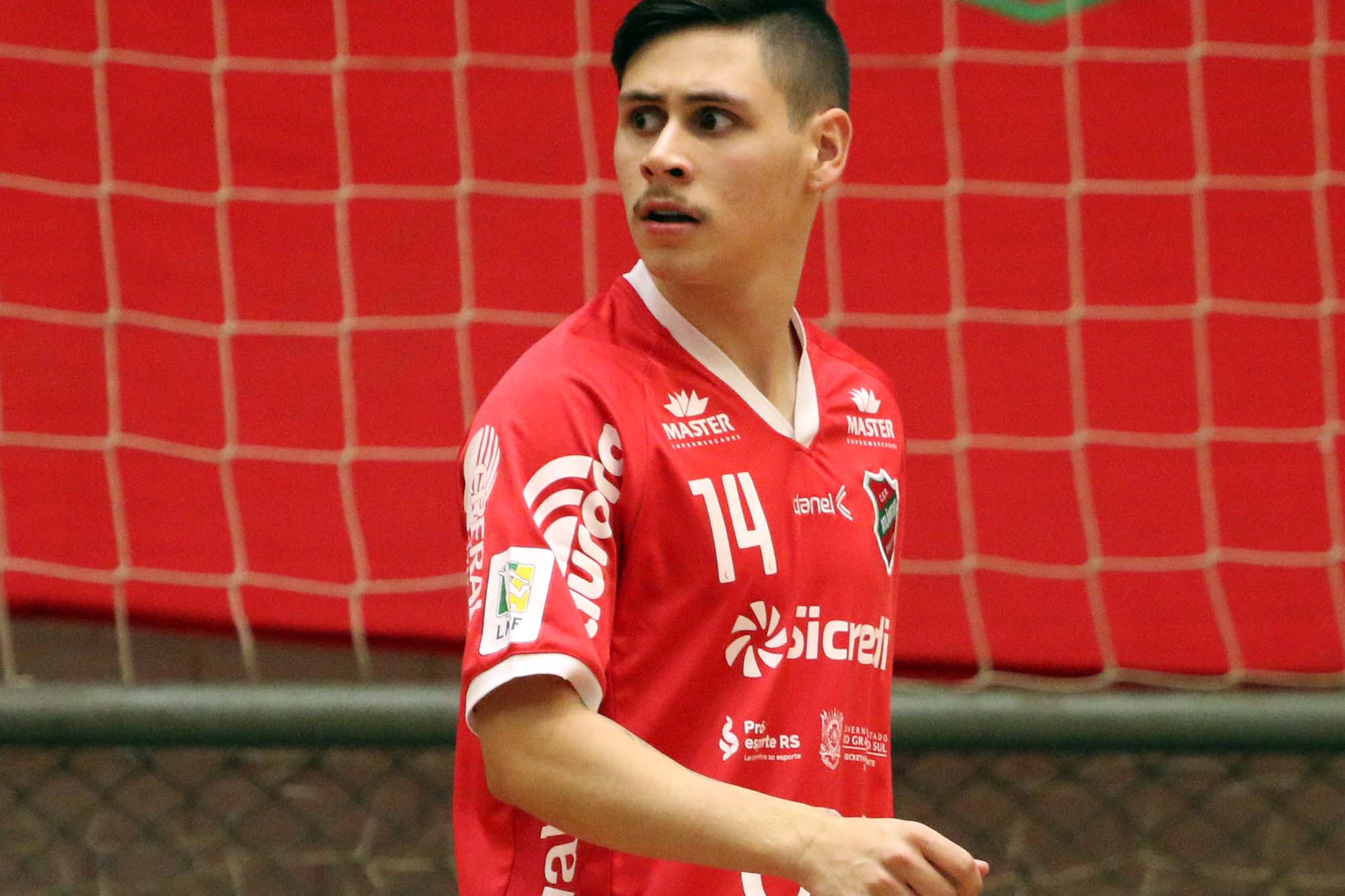 Guto, atleta do Atlântico, durante a partida contra o