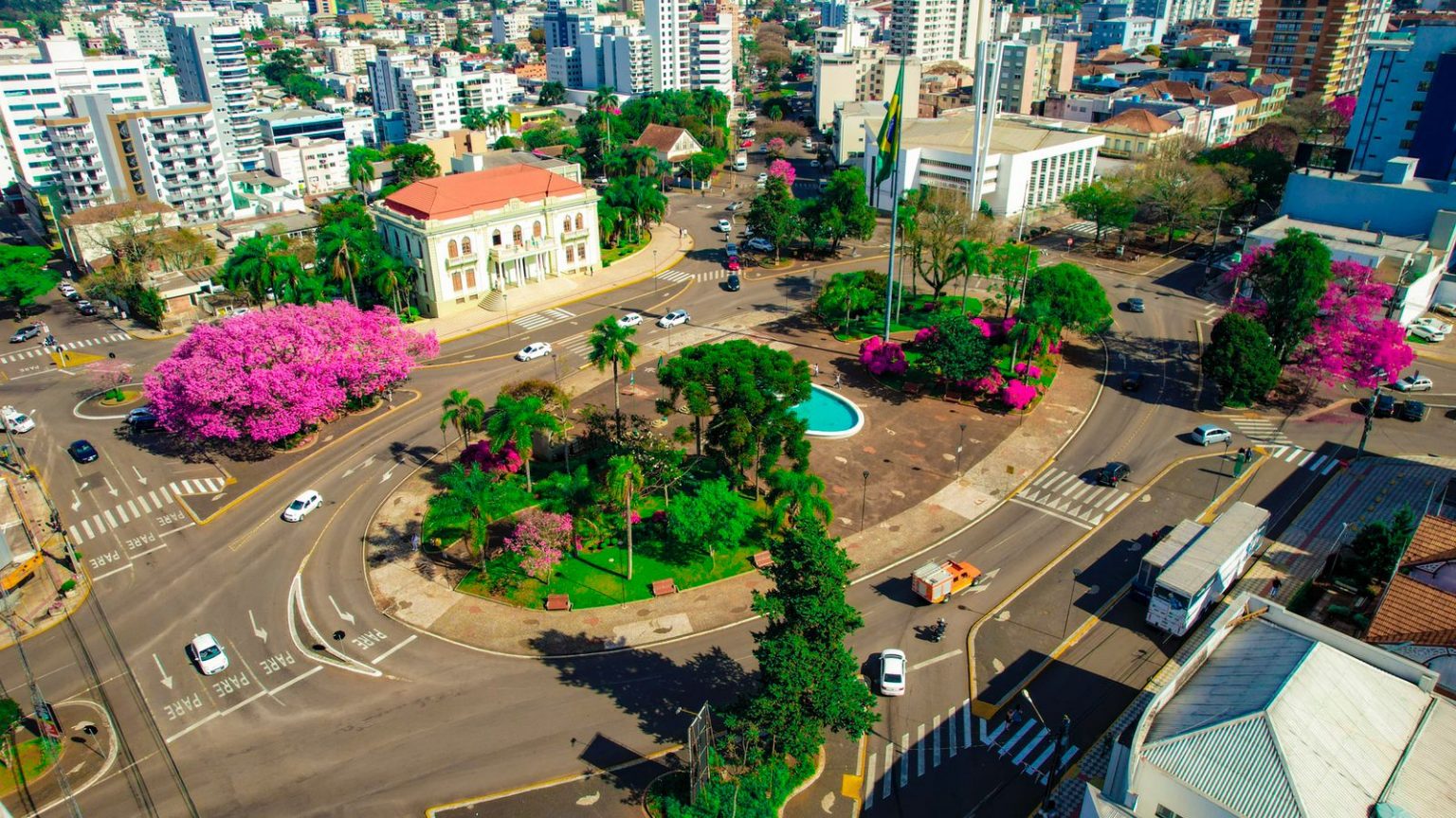 Erechim entre as 100 melhores cidades do país para fazer negócios Rádio Difusão Erechim entre as 100 melhores cidades do país para fazer negócios Rádio Difusão