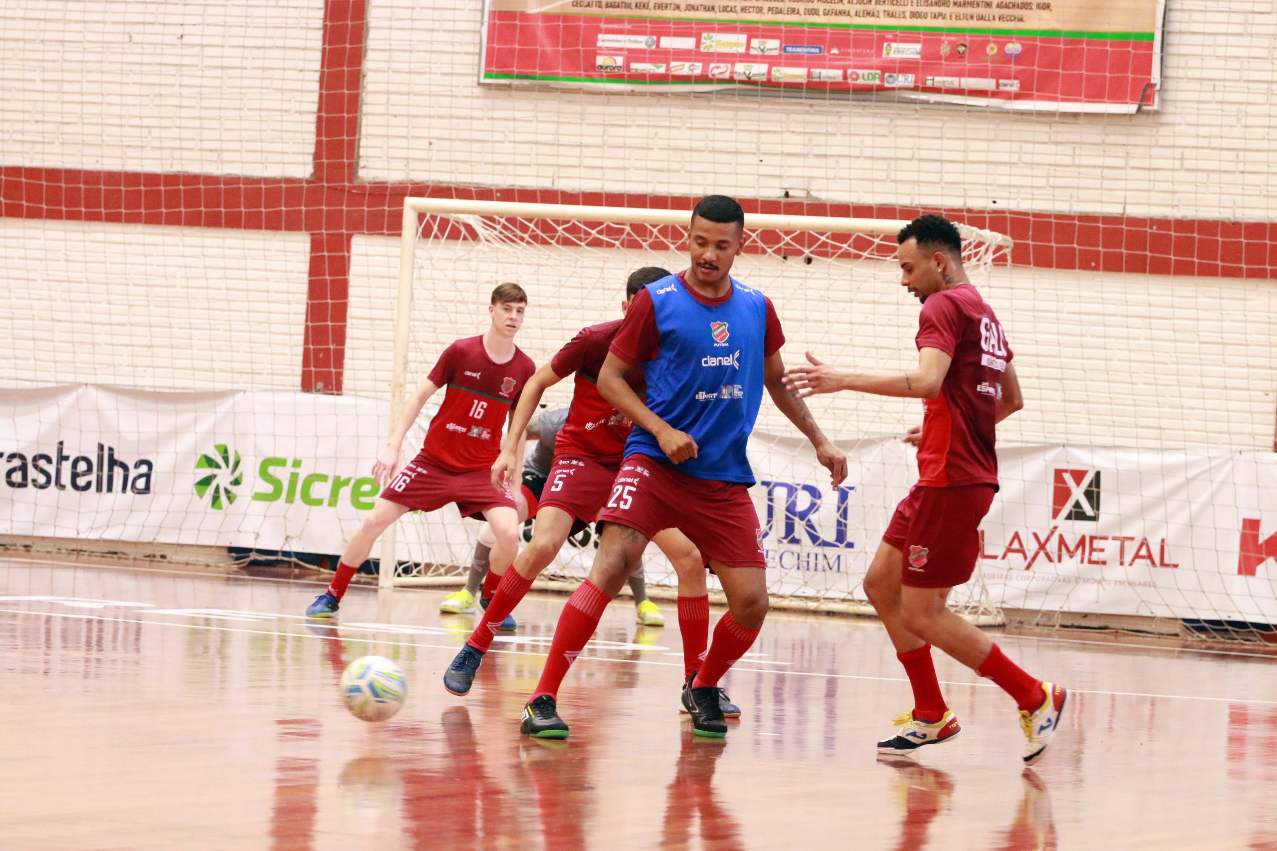 Atlântico Futsal vira nos últimos segundos e conquista a LNF pela primeira  vez, Rádio Studio 87.7 FM