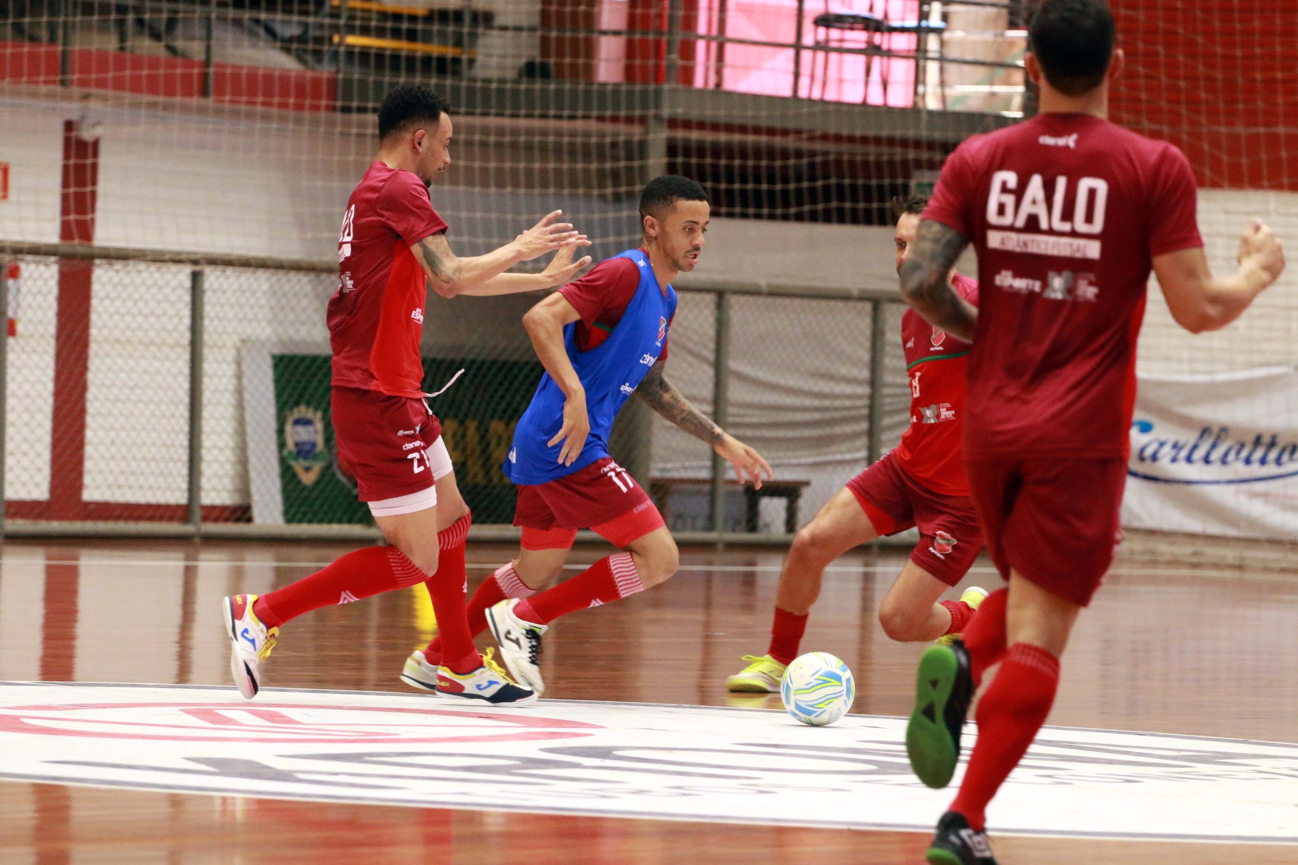 Atlântico Futsal vira nos últimos segundos e conquista a LNF pela primeira  vez, Rádio Studio 87.7 FM